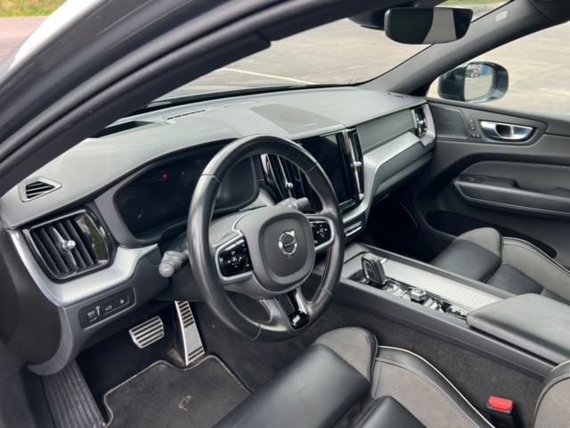 1422210-12 Volvo XC60 T8 AWD Recharge Geartronic, 392hk, 2021