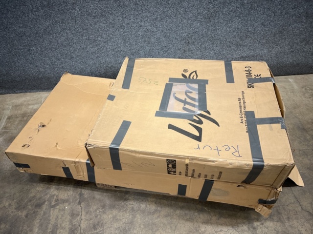 1428159-3 Eldriven lådcykel med svart låda