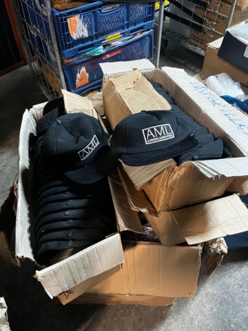 1358765-6 Nackkuddar och kepsar