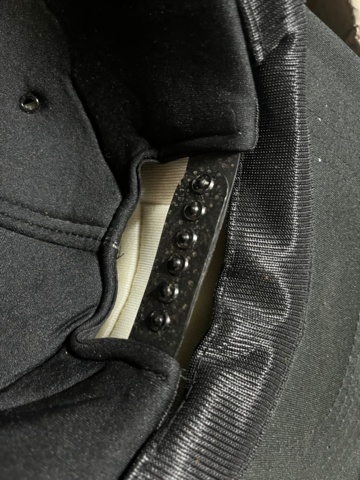 1358765-7 Nackkuddar och kepsar