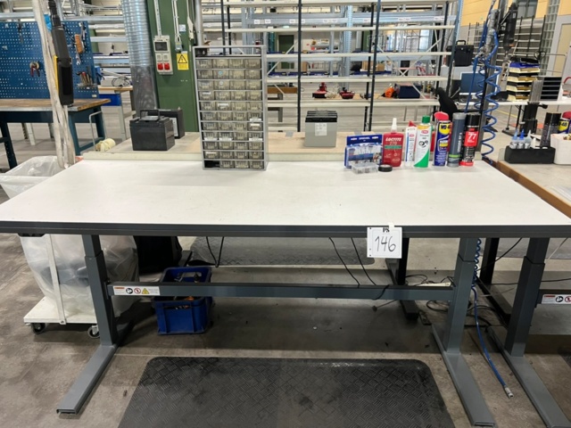 1427146-1 Arbetsbänk