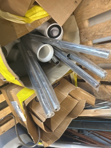 1423216-1 Samling med rör