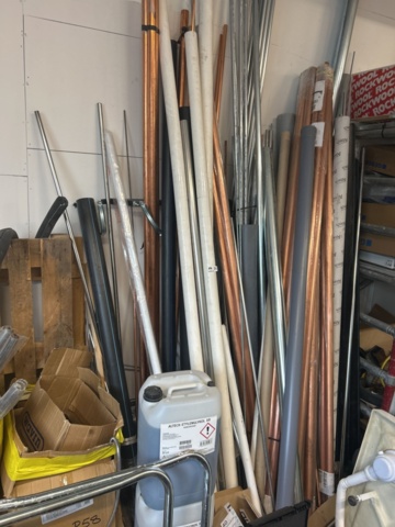 1423216-6 Samling med rör