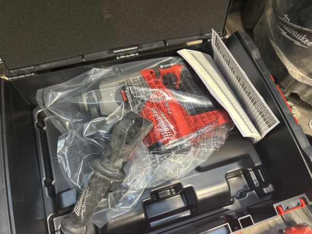 1423227-4 Tool Kit - Milwaukee