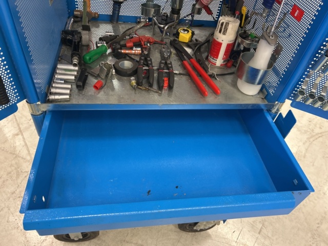 1363344-10 Verktygsvagn med innehåll - Bima