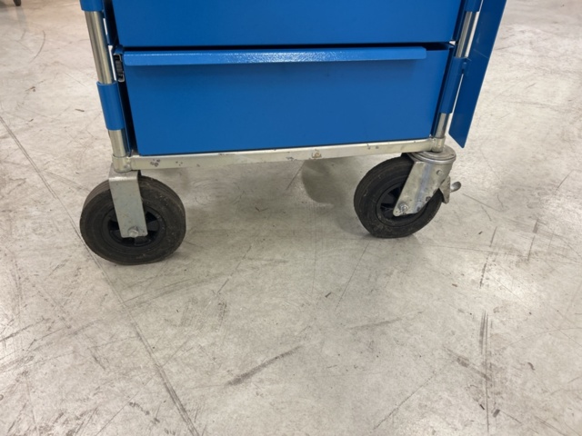 1363344-13 Verktygsvagn med innehåll - Bima