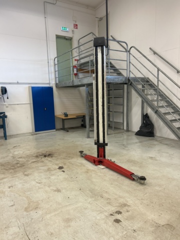 1363345-5 Pelarlyft Maestro 3 ton - Stenhøj