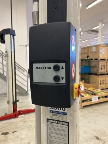 1363345-13 Pelarlyft Maestro 3 ton - Stenhøj