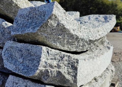 Lagerrensning Granithällar, Kantsten & Trappsteg