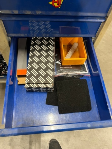 1427210-12 Arbetsbänk på hjul