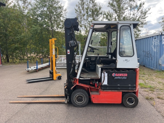 1395738-2 Electric counterbalance forklift ASEA GMC -1987