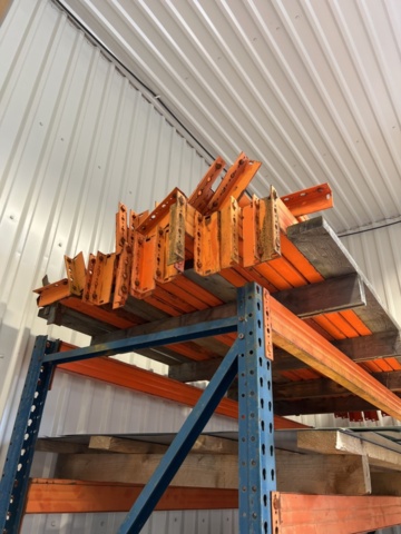 1395739-3 Pallet racking and material racks