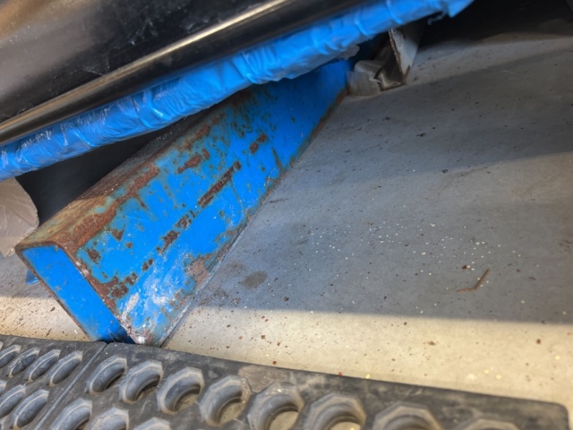 1395739-8 Pallet racking and material racks