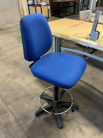 1427243-3 Arbetsbänk inkl borrarm och skruvdragare