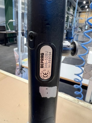 1427243-8 Arbetsbänk inkl borrarm och skruvdragare