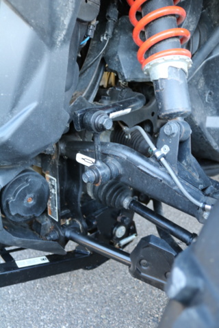 1416606-32 Can-am trail 800 dps -2018