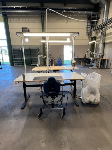 1427245-2 Arbetsb'änk