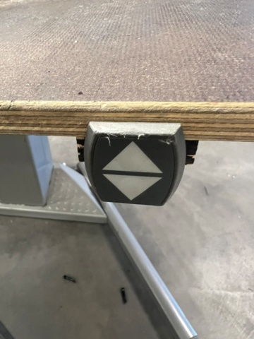 1427246-4 Arbetsbänk med borrarm och skruvdragare