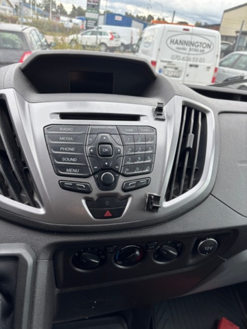 1407967-22 Ford Transit 350 Kombi 2.0 TDCi SelectShift, 130hk, 2018