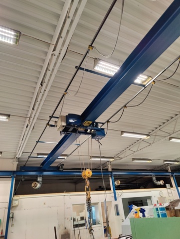 1428700-5 Traverssystem 2000 kg