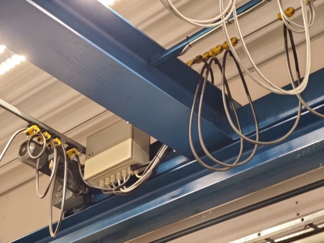 1428700-14 Traverssystem 2000 kg