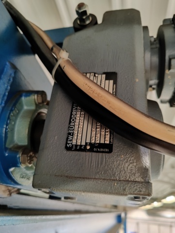 1428700-18 Traverssystem 2000 kg