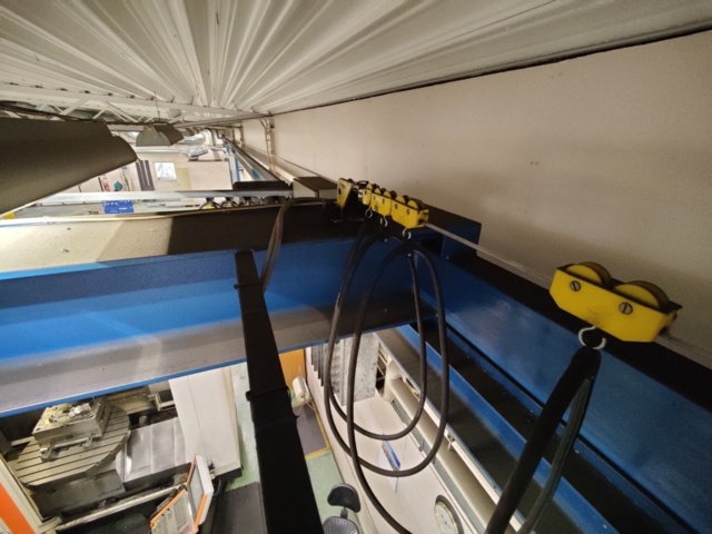 1428700-23 Traverssystem 2000 kg