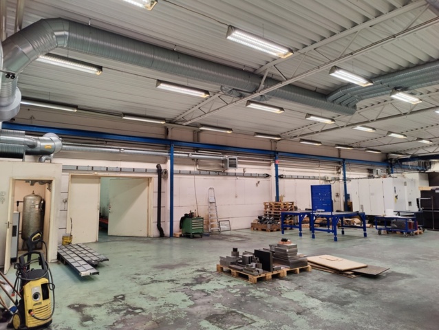 1428700-27 Traverssystem 2000 kg