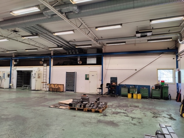 1428700-28 Traverssystem 2000 kg