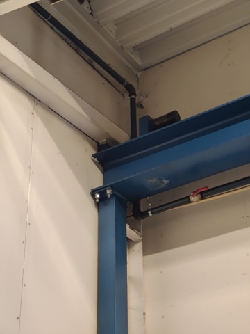 1428700-37 Traverssystem 2000 kg