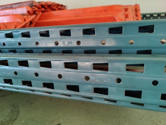 1428702-11 Nedmonterat Pallställage