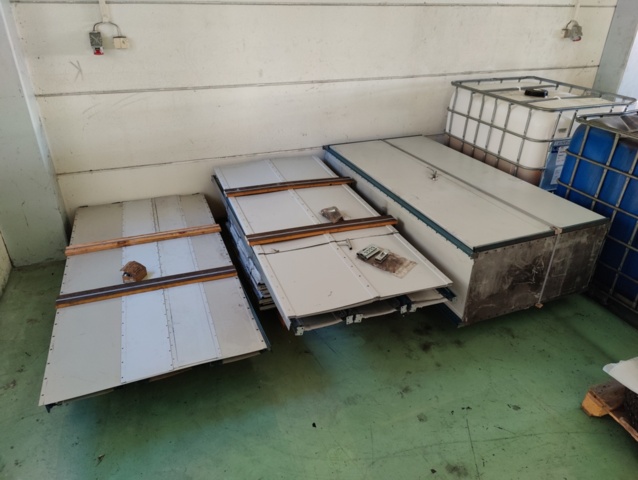 1428703-1 Hyllsystem