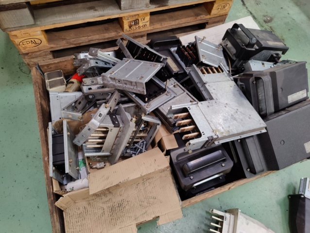 1428706-8 Canalis-boxar