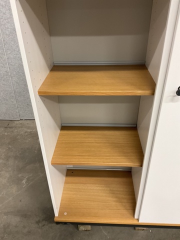 1406507-5 3 st. skåp med skjutdörrar  Kinnarps