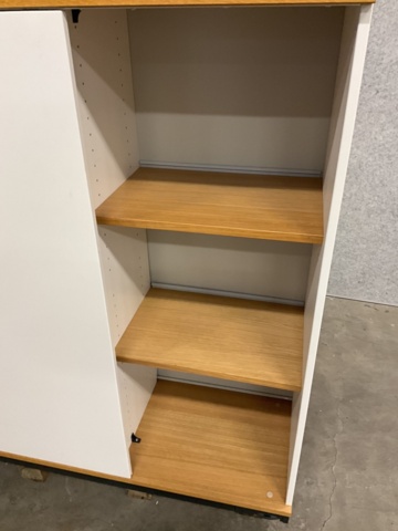 1406507-7 3 st. skåp med skjutdörrar  Kinnarps