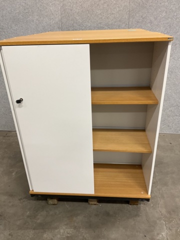 1406507-9 3 st. skåp med skjutdörrar  Kinnarps