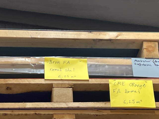 1395755-18 Lot with various format sheets