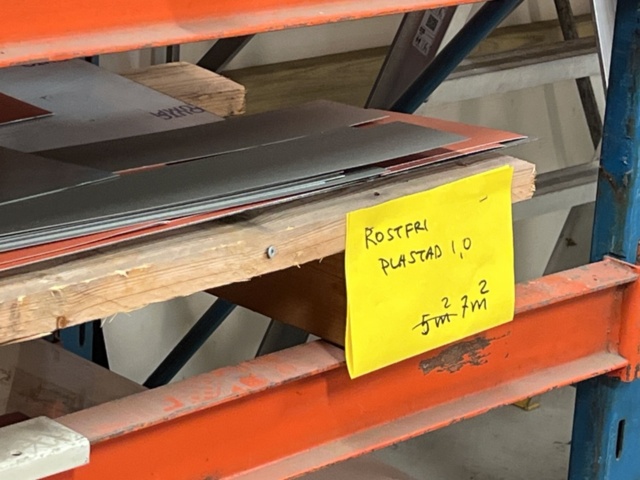 1395755-23 Lot with various format sheets