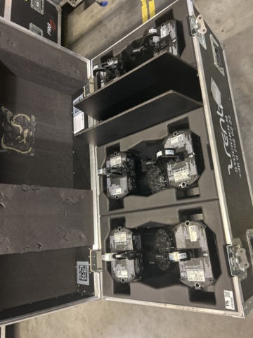 1297000-7 Rörliga strålkastare 6 st - Martin MAC Aura XB, RGBW, XLR5