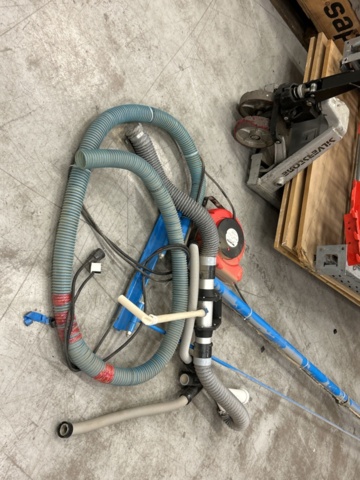 1361260-2 Vacuum cleaner 3900 long