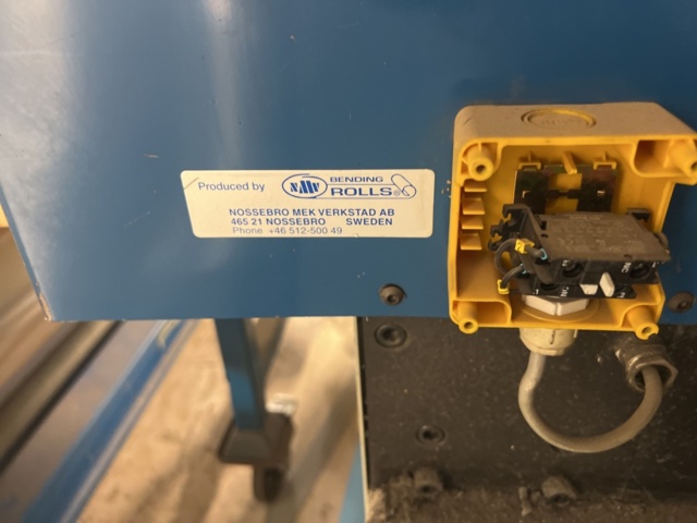 1395772-14 Plåtrullare med integrerad sax inkl. in-/utmatningsbord