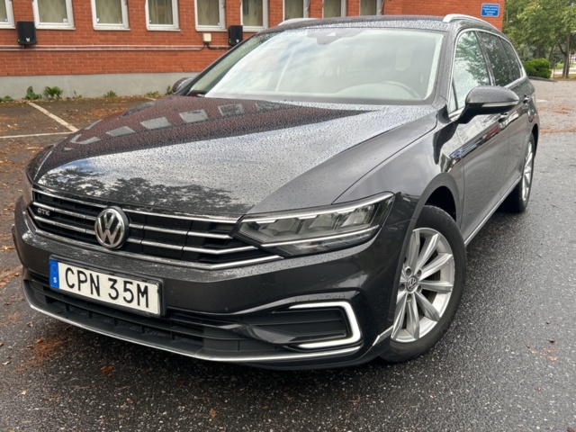 1235330-1 Volkswagen Passat Sportscombi GTE DSG Sekventiell, 218hk, 2020