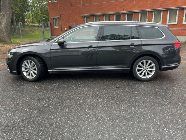 1235330-2 Volkswagen Passat Sportscombi GTE DSG Sekventiell, 218hk, 2020