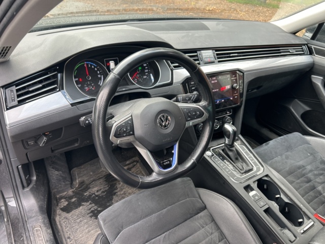 1235330-10 Volkswagen Passat Sportscombi GTE DSG Sekventiell, 218hk, 2020