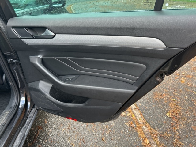 1235330-27 Volkswagen Passat Sportscombi GTE DSG Sekventiell, 218hk, 2020