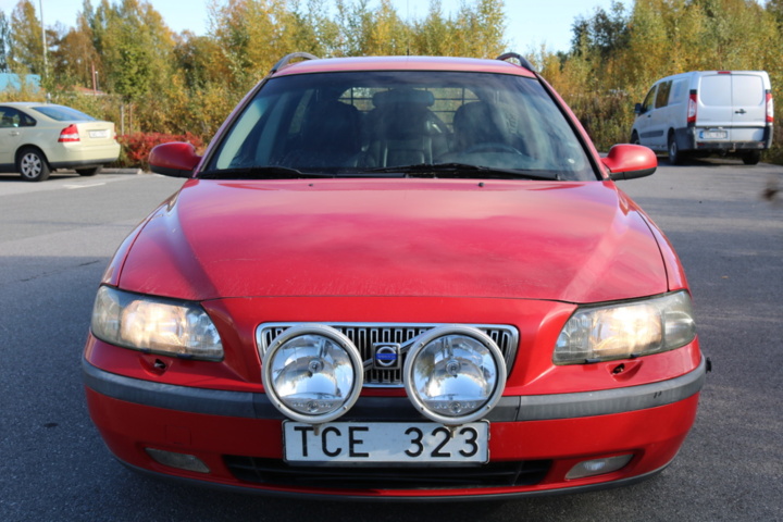 1416605-3 Volvo V70 2.4 Automatic, 170hp -2002