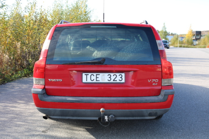 1416605-7 Volvo V70 2.4 Automatic, 170hp -2002