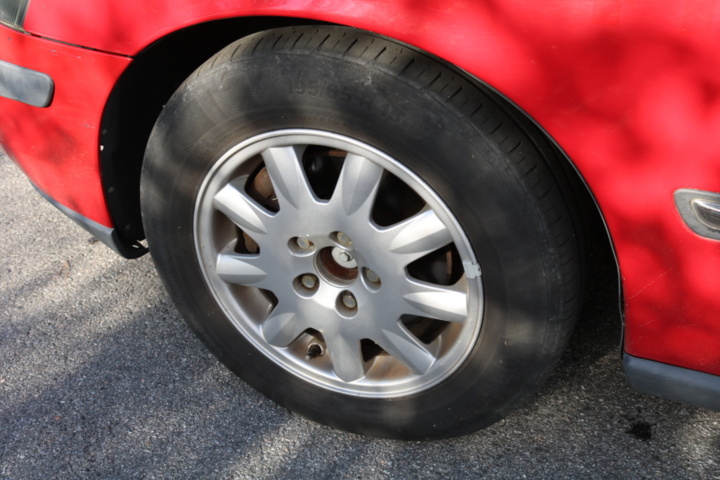 1416605-26 Volvo V70 2.4 Automatic, 170hp -2002