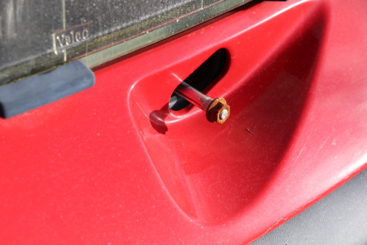 1416605-33 Volvo V70 2.4 Automatic, 170hp -2002