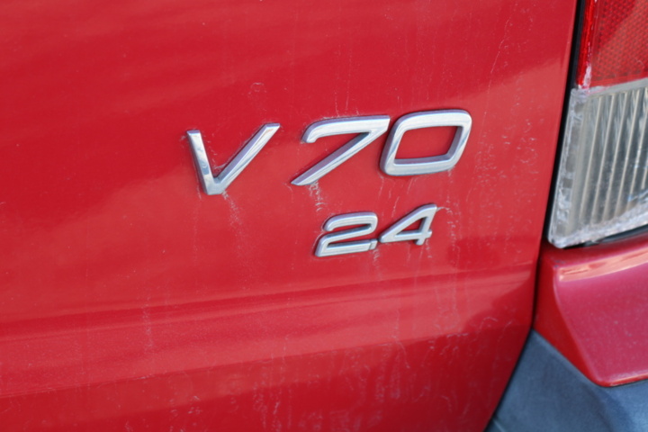 1416605-63 Volvo V70 2.4 Automatic, 170hp -2002